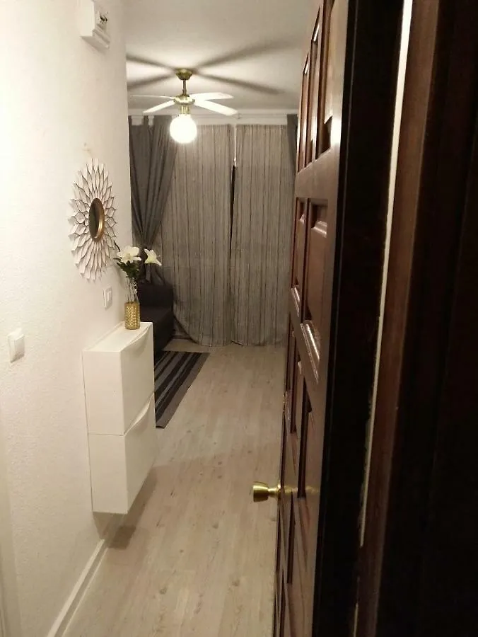 RoyalHomes Estudios Playamar Torremolinos 0*,